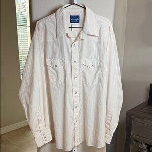 Wrangler Vintage Cream Colored Pearl snap Shirt